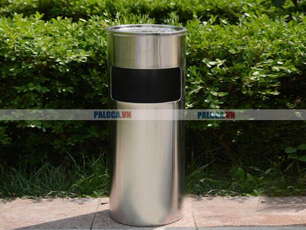 Thùng rác inox có gạt tàn