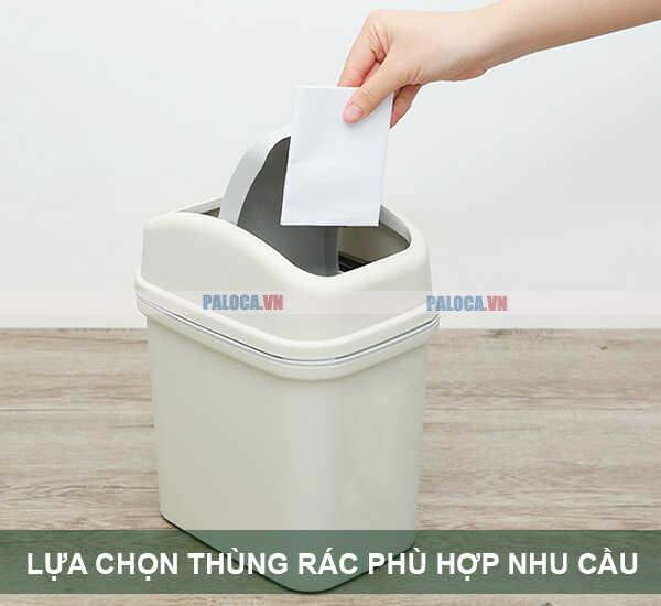 Chọn thùng rác nhựa gia đình cần cân nhắc dựa trên các yếu tố ảnh hưởng trực tiếp đến nhu cầu xả rác