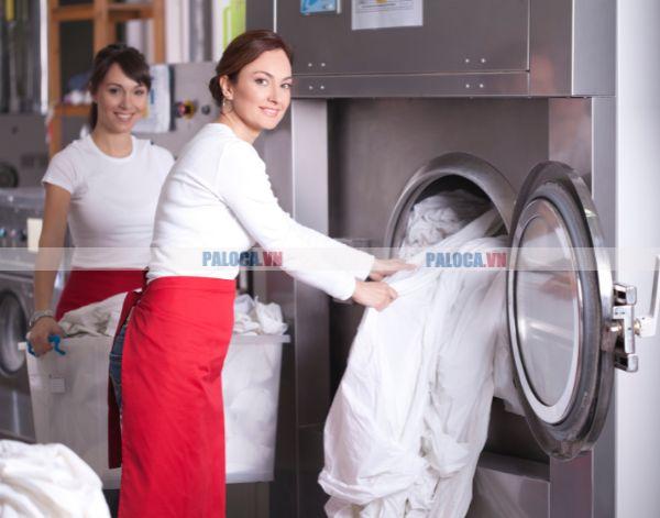 Laundry, hay còn gọi là nhân viên giặt là