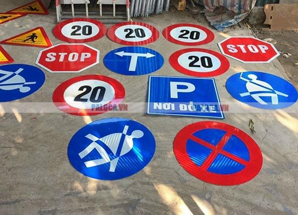 Việc lắp đặt các thiết bị giao thông tại nơi công cộng đem đến trật tự an toàn cao